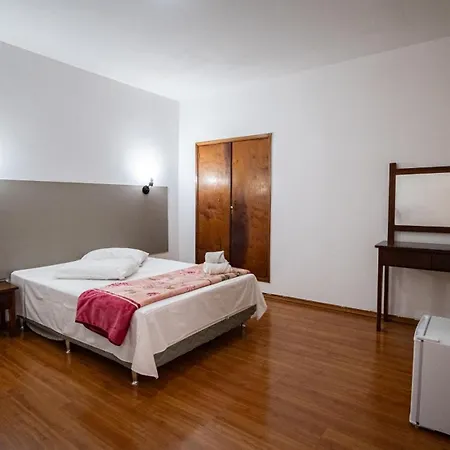 Hotel Thermas da Mantiqueira - Poços de Caldas - De frente para a Praça Central e Relógio Floral-3